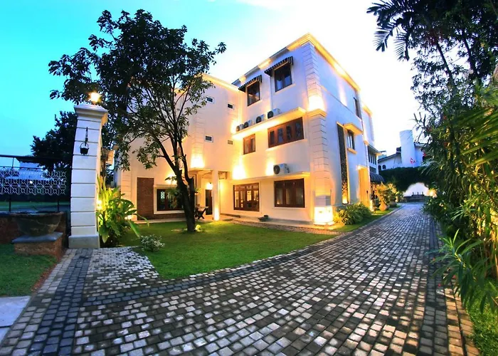 Kiribathgoda Hotels