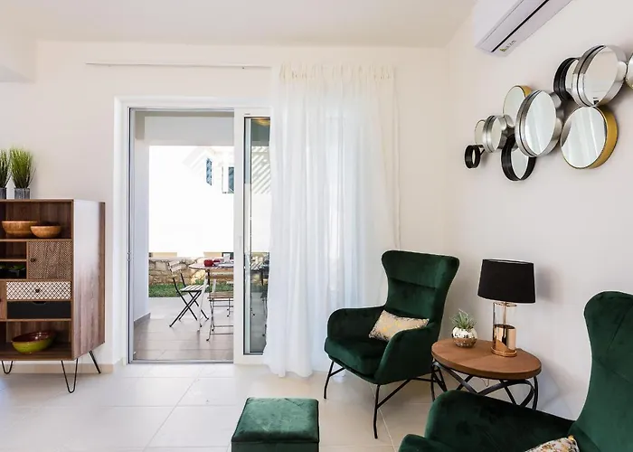 Triton Sea View Villa