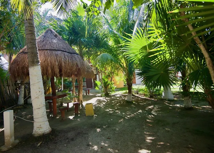 Golden Paradise Hostel