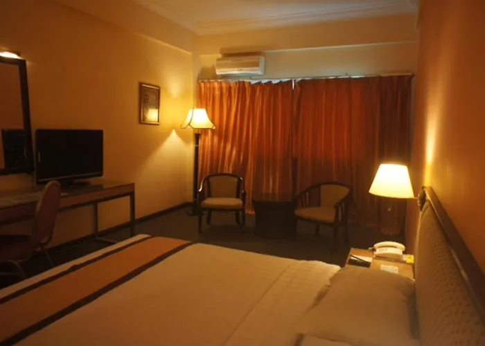 Tyng Garden Hotel