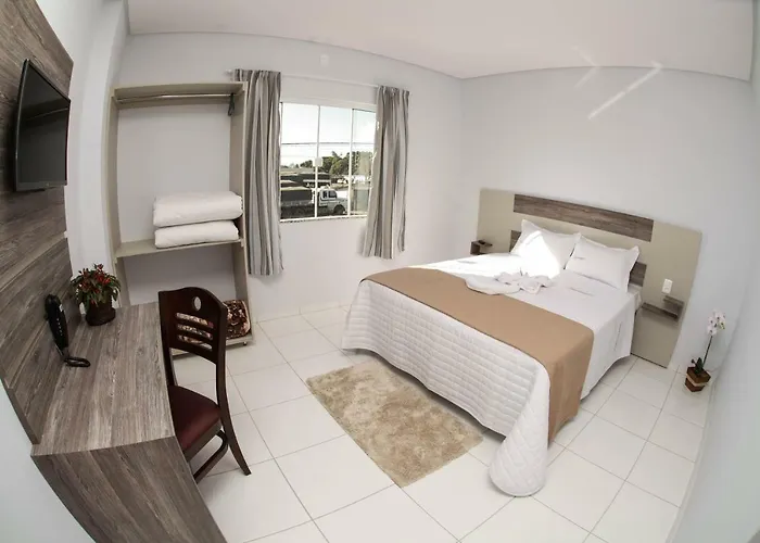Hotel Lorenzetti BR