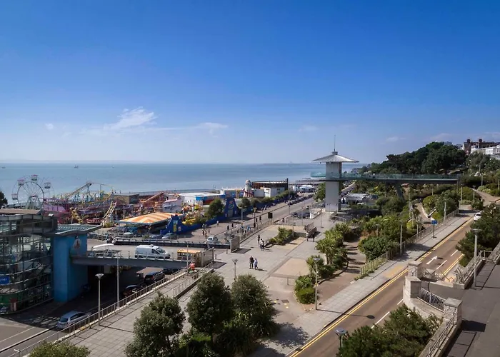 Southend Central Hotel - Close To Beach, City Centre, Train Station & Southend Airport