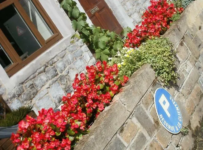 Hotels in Dinant
