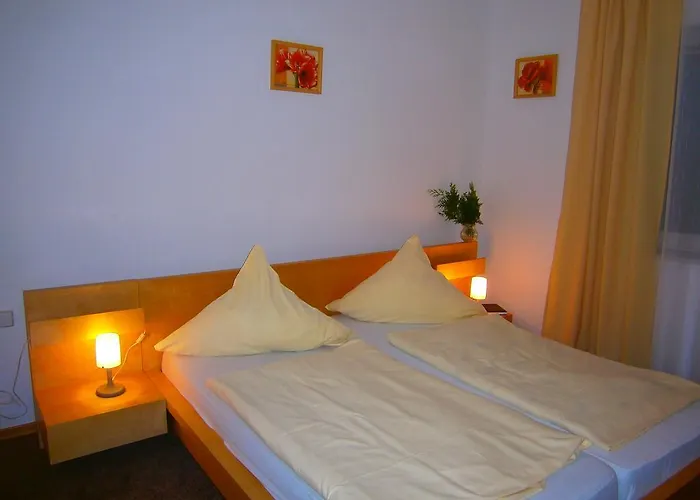 Hotel Strauss