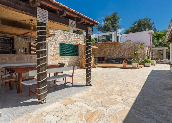 Golden Bay Hvar