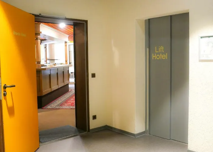 Hotel Oronto