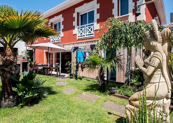 VILLA ZENITH Hostel-LA SURF HOUSE