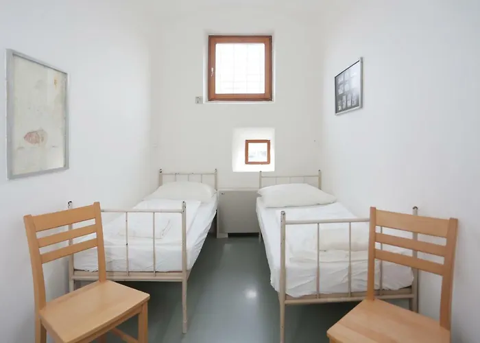 Hostel Celica