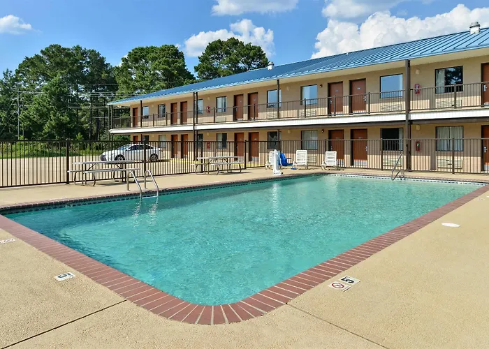 Americas Best Value Inn Kinder