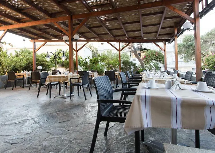 Glaros Hotel