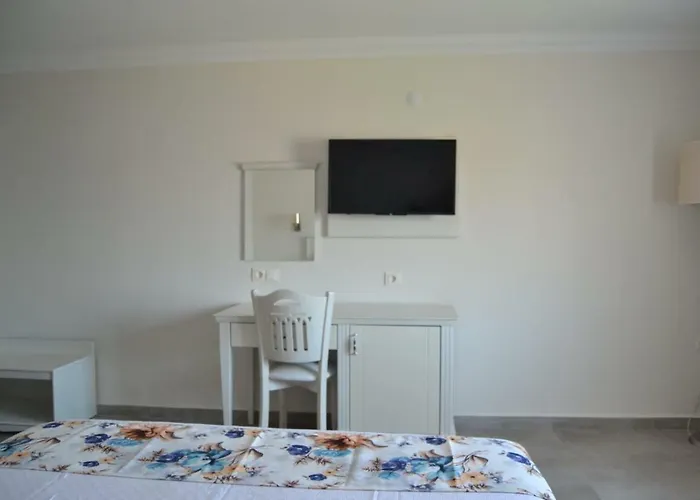 Maris Hotel