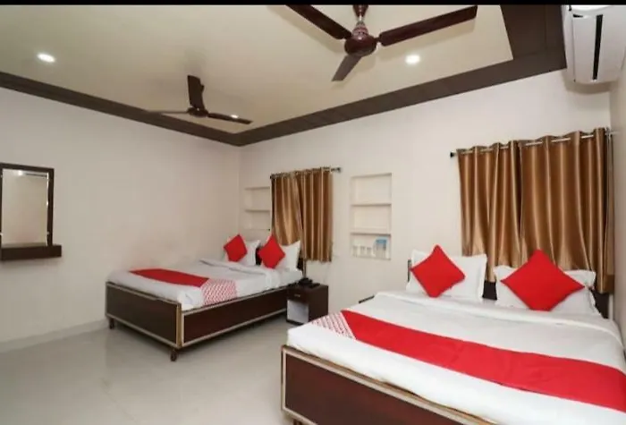 Hotel Rd Palace
