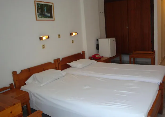Karis Hotel