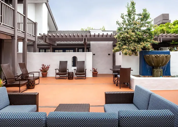 Hotel Pacific