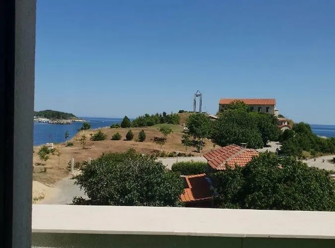 Хотел Paradise