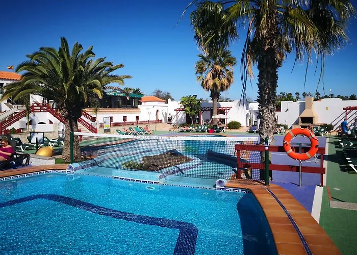 Bungalows Castillo Club Lake