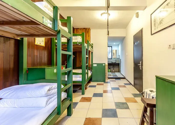 Hofang Guest House