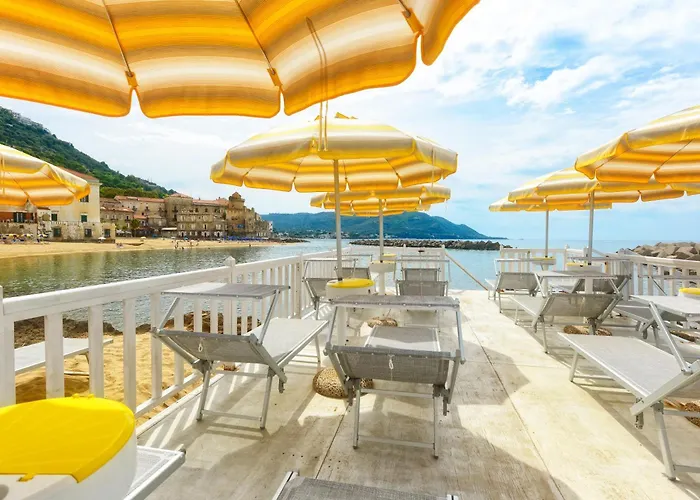 Hotel La Marina