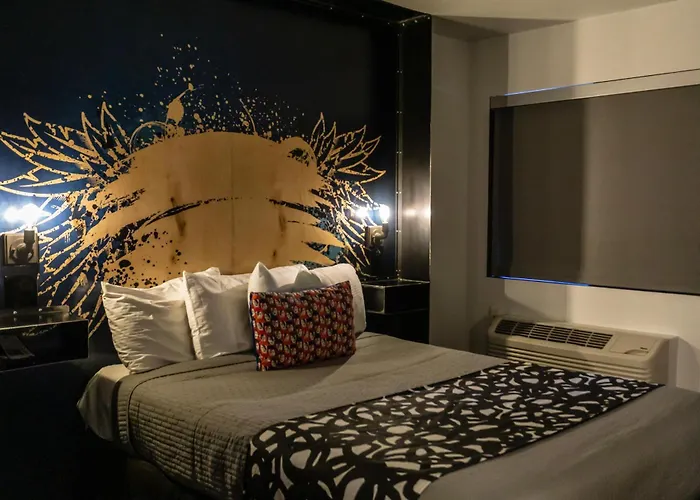 Avondale Motels