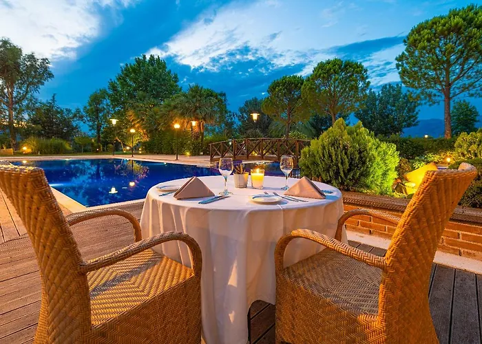 Hotels in Arta
