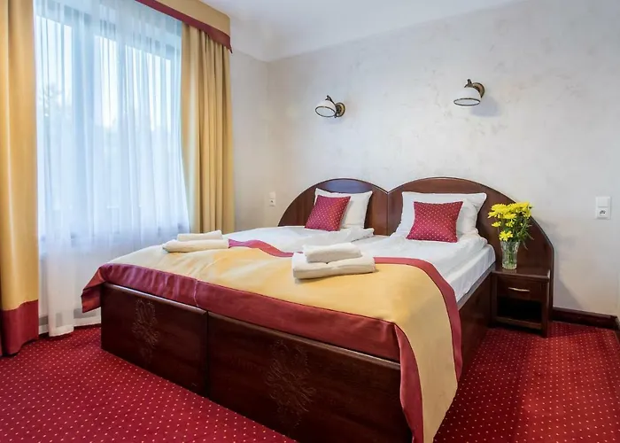 Hotel *** Rancho Lot