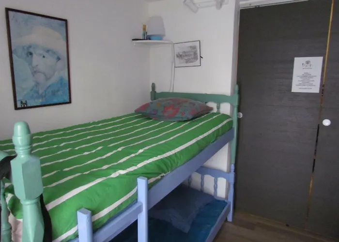 Goclands Tiny Cool Coliving Coworking Villa Garden