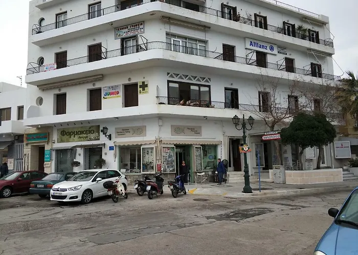 Flisvos Apartments