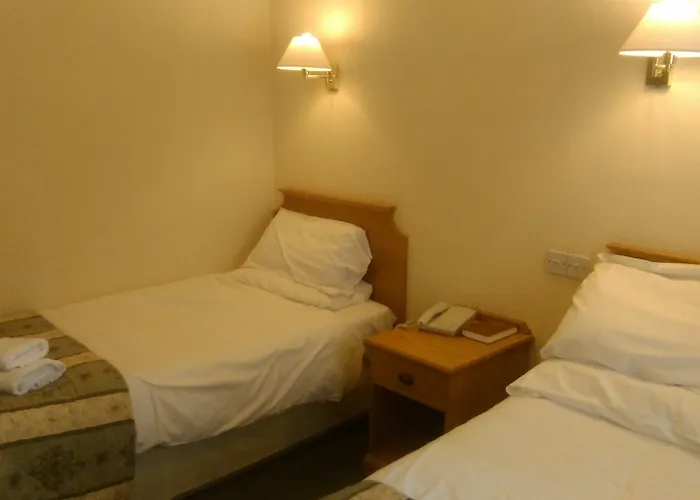 Monarch Hotel