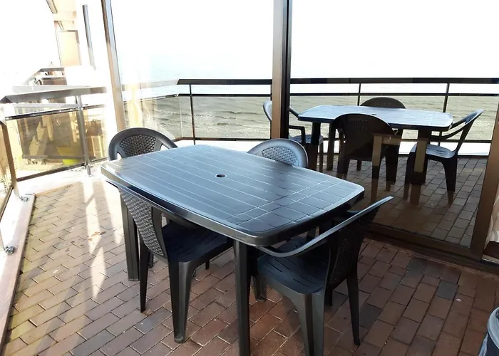 Large beachstudio seaview Blankenberge near Brugge