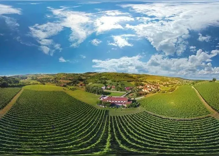 Stupnicki Dvori Winery Hotel