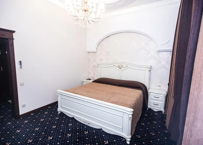 Петрівський