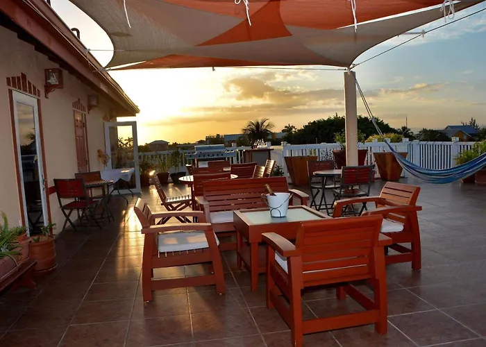 Placencia Hotels