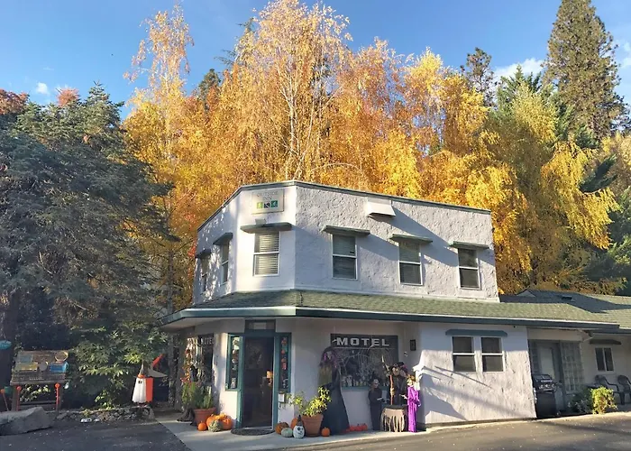 Outside Inn