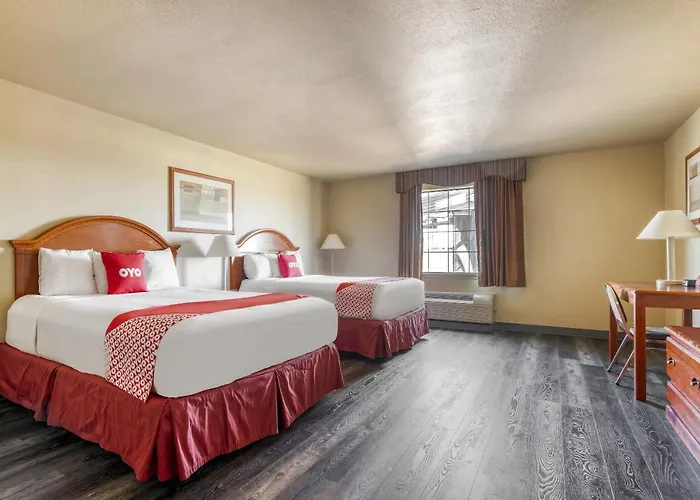 Oyo Townhouse Wichita Falls West
