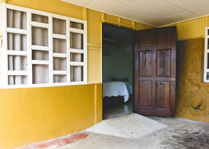 Cabinas El Prado