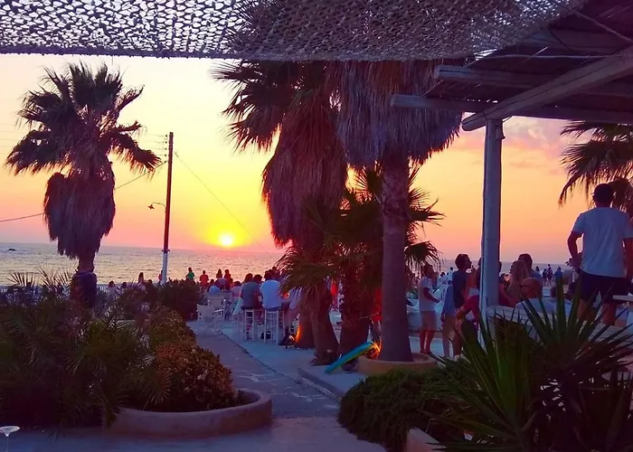 Sunset Studios & Rooms