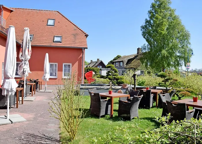 Das Kleine Hotel Auf Moenchgut
