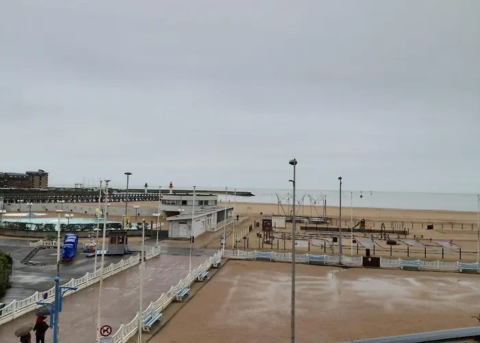 Les Embruns