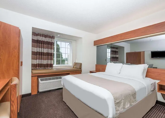 Microtel Inn & Suites By Wyndham Rice Lake