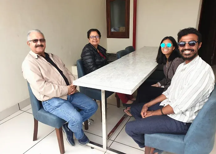 Hotel Malhotra Inn 50 Meter From Golden Temple