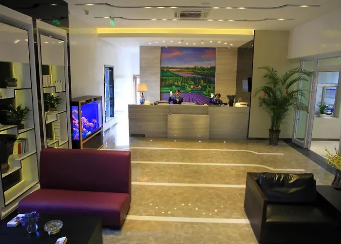Lavande Hotel Tianshui Gangu Jicheng Square