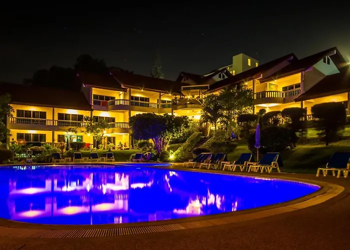 Pen Villa Hotel, Surin Beach - SHA Extra Plus