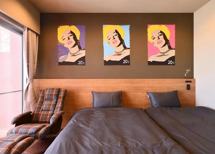 Hotel Pink Hibiscus