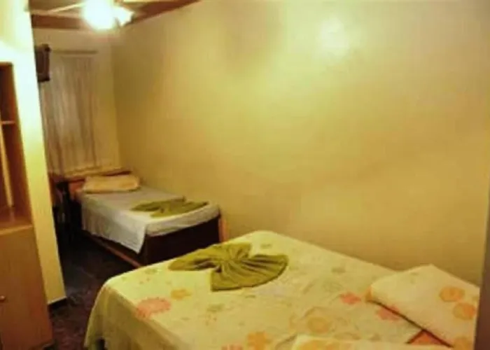 Hotel Pousa La